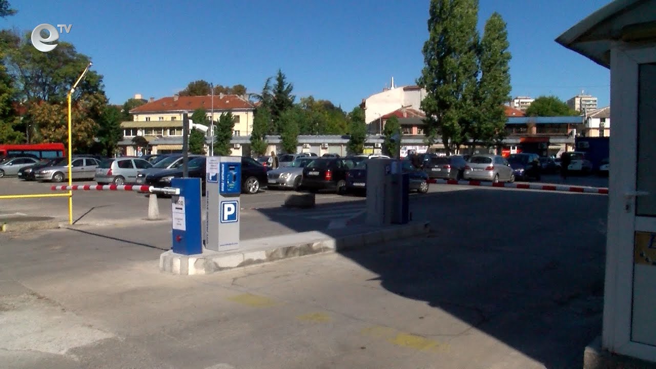 Двойното поскъпване на "Синята зона" в Хасково се отложи, вдигнаха обаче цените на такситата