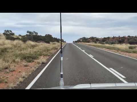 Video: our first glimpse of Uluṟu driving into the park