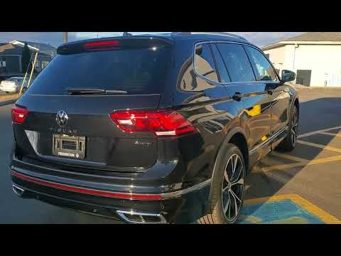 2022 Volkswagen Tiguan Highline R-Line @Frederictonvw