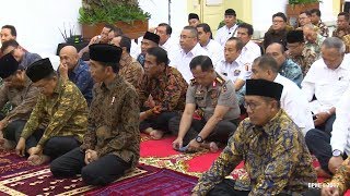 Ketika Kapolri Sibuk dengan Ponselnya saat Presiden Jokowi dan Menteri Menyimak Ceramah