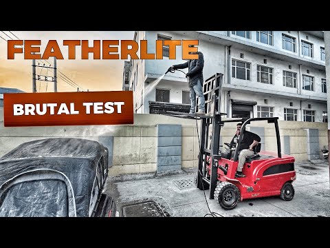 Hilux LoneWolf's New Rooftop Tent is Crazy | AdventureX4x4 FeatherLite