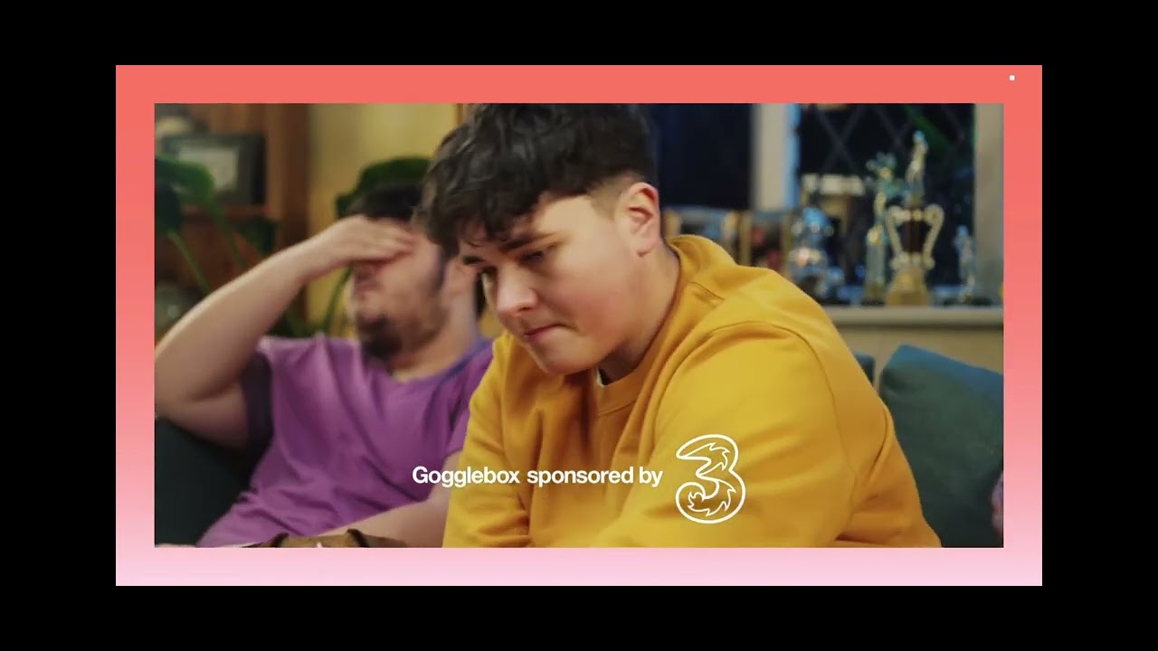 Celebrity Gogglebox - E4 Intro