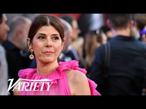 download lagu mp3 mp4 Marisa Tomei Far From Home Jeans, download lagu Marisa Tomei Far From Home Jeans gratis, unduh video klip Marisa Tomei Far From Home Jeans