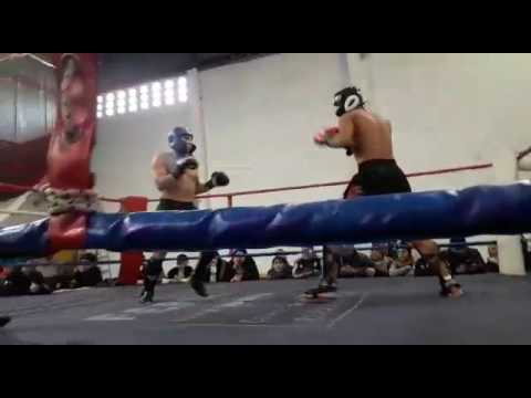 Alejandro Penayo vs Derlis Rodriguez - kick boxing amateur - Primer round