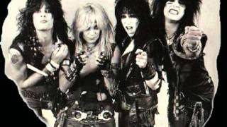 Mötley Crüe- Punched in the teeth by love