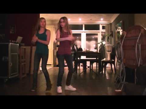 Ditte and Sara Rockin it up