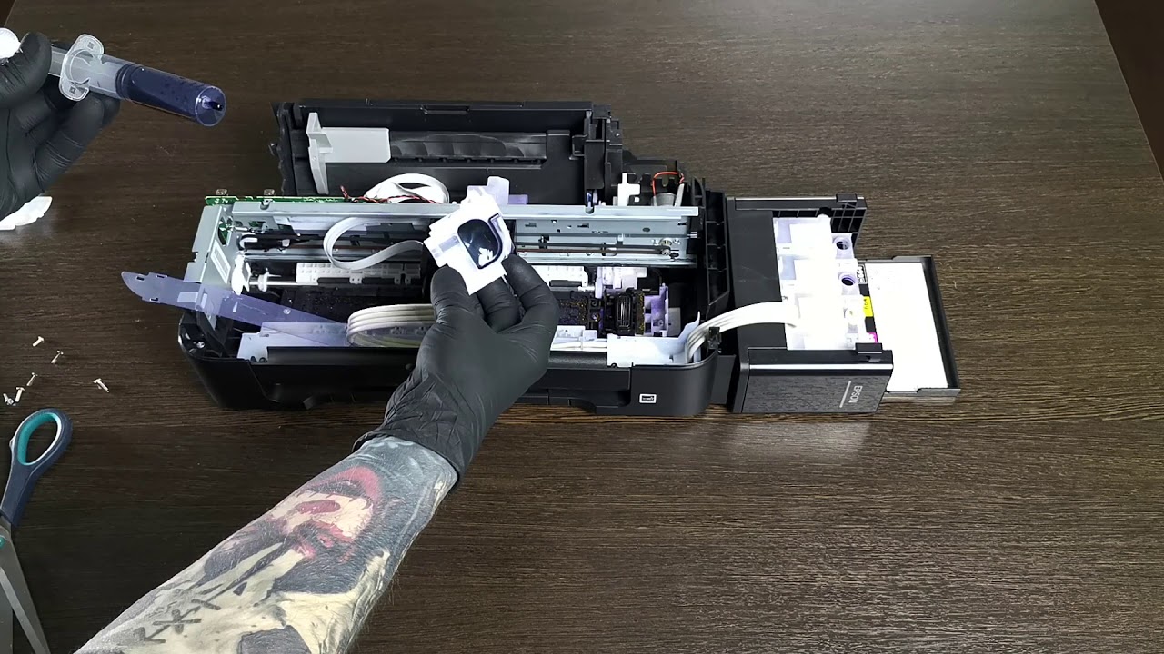 как прокачать чернила эпсон л800 после смены чернил. Epson l210 головка. Epson 110 чернила. эпсон прокачать чернила. эпсон прокачать чернила.