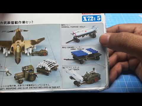 Hasegawa U.S. Aircraft Weapon Loading Set | Indian Scale Modeler