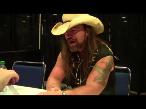 Metrocon 2017: Scott McNeil Signing