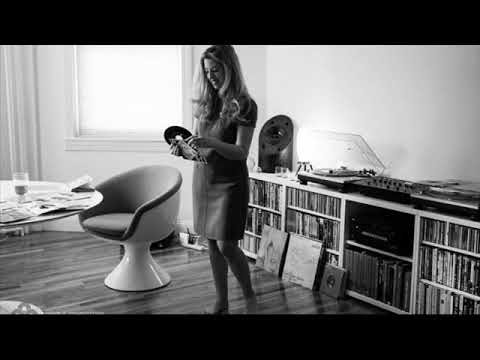 GEORGE LOUKAS - ΜΙΚΡΟ ΚΟΡΙΤΣΙ (1969)