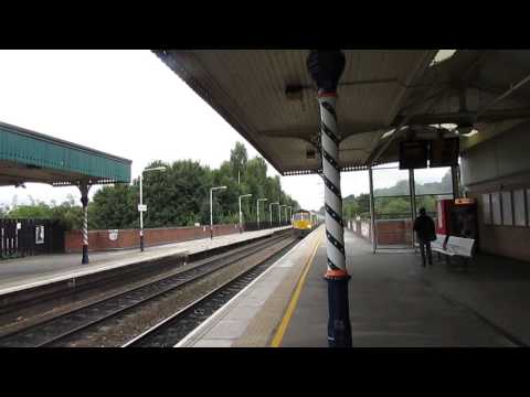 Freightliner class 66614 hauls cement through Chesterfield 26/8/14