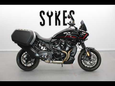 2025 Harley-Davidson RA1250ST Pan America ST in Vivid Black