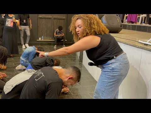 ELA CANTOU E OLHA O QUE ACONTECEU COM ELES 😱 MUITO CHEIA 🔥 | Juliane Nogueira - Vigília Reage