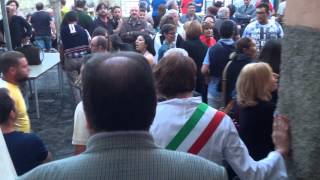 preview picture of video 'Il Sindaco Rosanna Mazzia entra nella sua Roseto Capo Spulico'