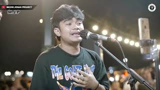 Download lagu Tri Suaka FT Nando Satoko - Mimpi Parintang Rusuah mp3