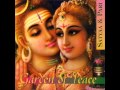 Satyaa Pari Shiva Shambho