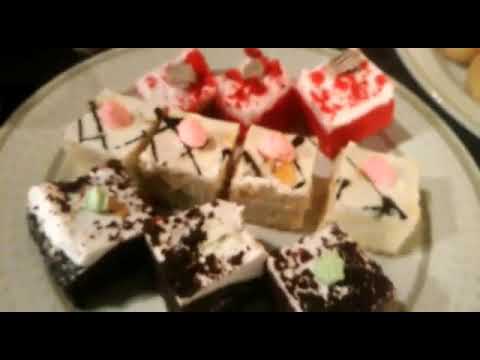 beautiful cakes. December 2021. please #subscribe my channel Shanaz Pakistani food #subscribe