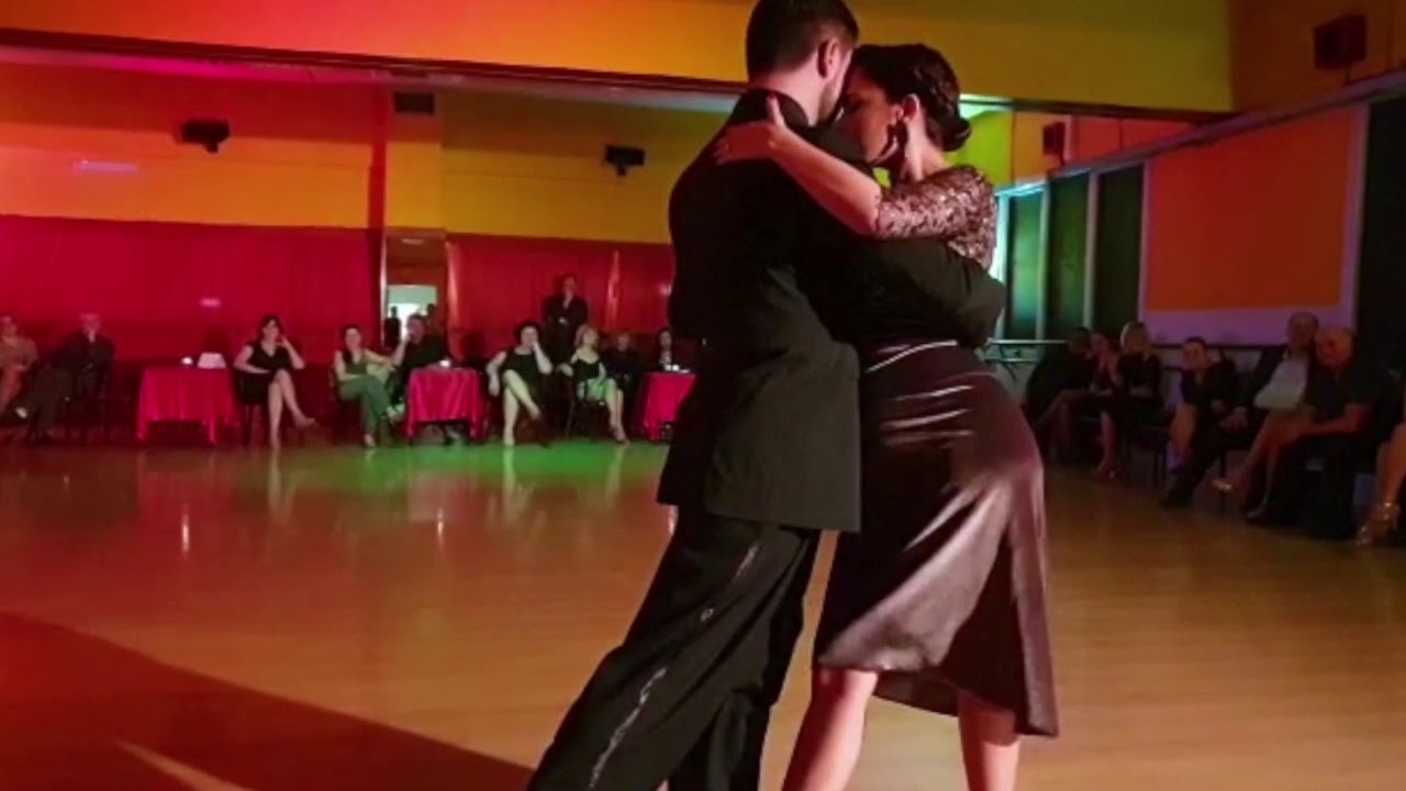 Video thumbnail for Pam Est Là & Danilo Maddalena I 2 Corazones Milonga La Cumparsita 1/4