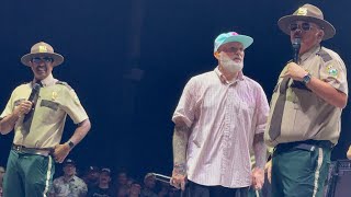 Super Troopers składają skargę na hałas Limp Bizkit