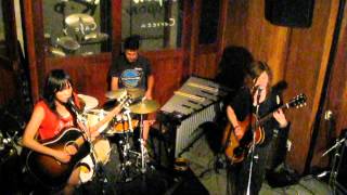 Thao &amp; Mirah We&#39;re Both So Sorry