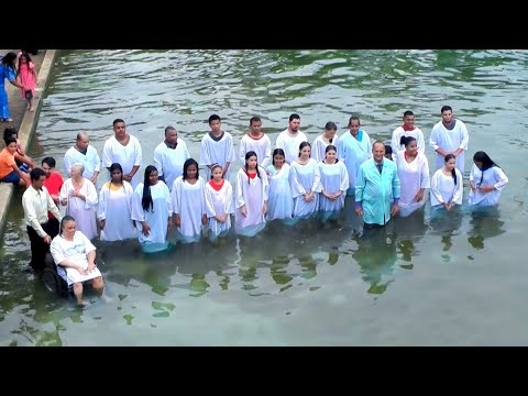 BATISMO EM ÁGUAS - ASSEMBLÉIA DE DEUS MINISTÉRIO DE ALTO RIO NOVO ESPÍRITO SANTO BRASIL