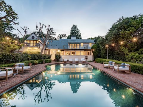 15017 Valley Vista Boulevard | Sherman Oaks, CA - The Agency