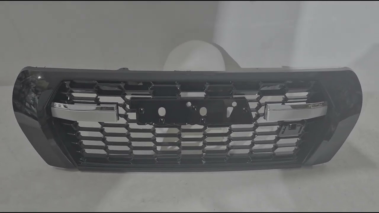 Toyota Land Cruiser 200 2007-2021 рр. Решітка з написом 2012-2016 (GR Sport) Video 1