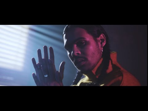 JUZZY - FLIGHT MODE (OFFICIAL MUSIC VIDEO)