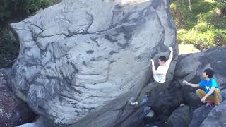 Video thumbnail of モンスターママ (Monster Mama), 二段 (7b+). 城ヶ崎 (Jogasaki)