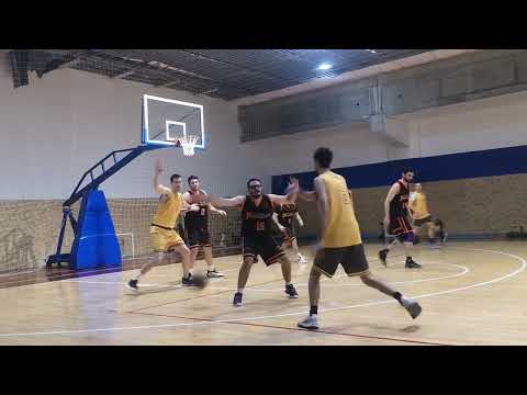 Crohoops Div.3 2021-22 Rnd.21 - Uncle Drew's YoungBloods vs. Siget 96ers