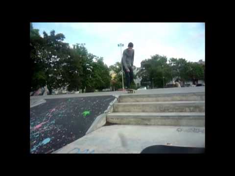 Free-Way "Shoot the trick" Kuba Siemienkiewicz - Frontside Kickflip