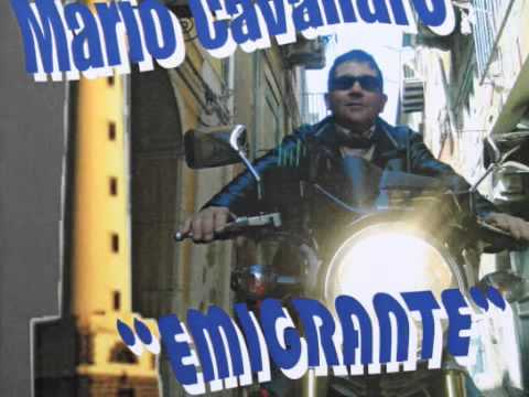 RAFFAELE CRISAI A FEMMENA E CASA