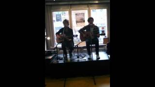 Kensington - Thieves And Murderers acoustic (Free Music Gouda 16-04-&#39;11)