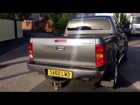 TOYOTA HILUX Invincible 2010 D/Cab PickUp 3.0 D-4D 4WD 171