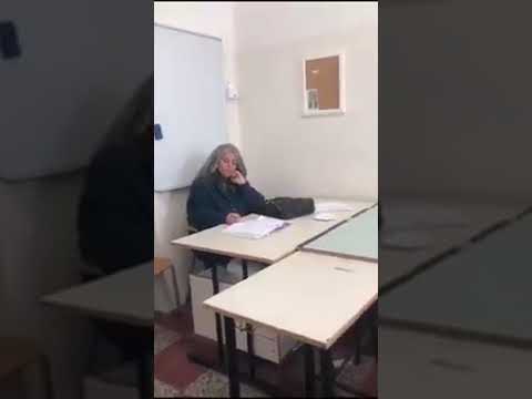 Sabatino, sei tu? Insegnante che fa l'appello