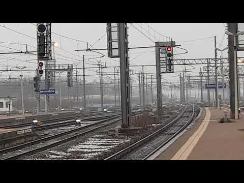Treno trasporto cisterne di gas liquidi