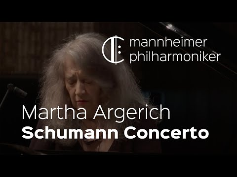 Robert Schumann: Concerto for Piano / Martha Argerich, Boian Videnoff - Mannheimer Philharmoniker