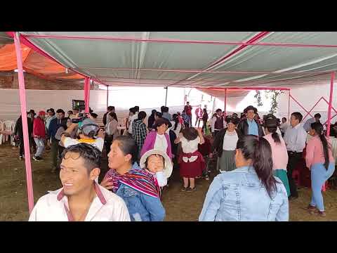 Leonela Barrientos - JURAMENTO DE AMOR (LIVE)