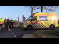 Wielrenner naar ziekenhuis na aanrijding in Heemserveen