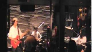 Jellyfish - ジェリーフィッシュ Glutton of Sympathy performed by Berrydish