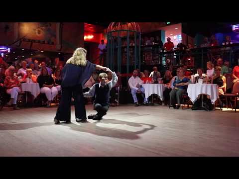 Billy West and Brooke Farrior Saturday Junior 1 Shaggers Hardwood Championship 2019