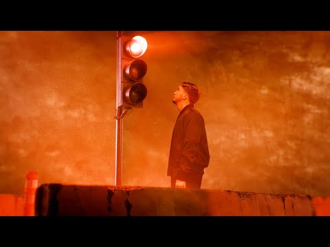 Video thumbnail for Stoplicht Op Rood