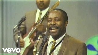 Louis Jordan &amp; His Tympany Five - GI Jive (Live)