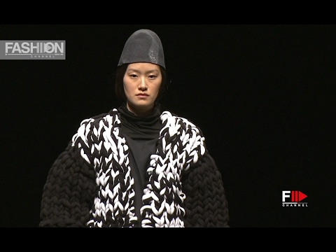 MIRIAM PONSA 080 Barcelona Fashion Fall Winter 2017 2018 by Fashion Channel