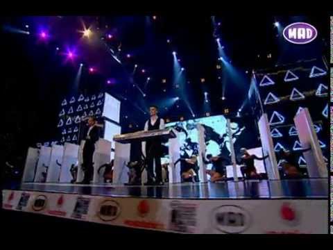 Hurts - Wonderful Life | Mad Video Music Awards 2010 by Vodafone