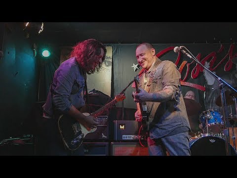 Josh Smith & Davy Knowles - Crosscut Saw - 6/6/17 Rosa's Lounge - Chicago, Illinois
