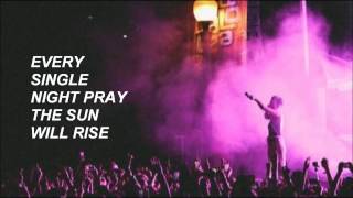 Coming Down - Halsey (Lyrics)
