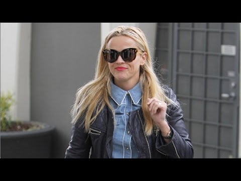 X17 EXCLUSIVE: Reese Witherspoon Is Super Darling In Her Work Attire