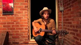 THE GARAGE VIDEO SESSIONS // ANDREW COMBS
