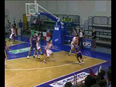 MOCAVERO PORTA UN BLOCCO.avi